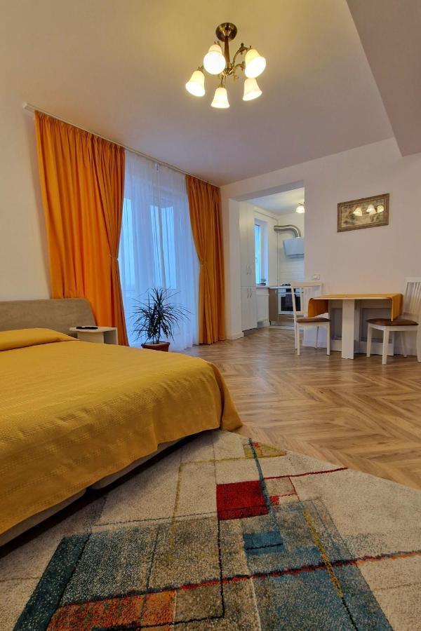 Domus Magistrae Appartement Boekarest Buitenkant foto
