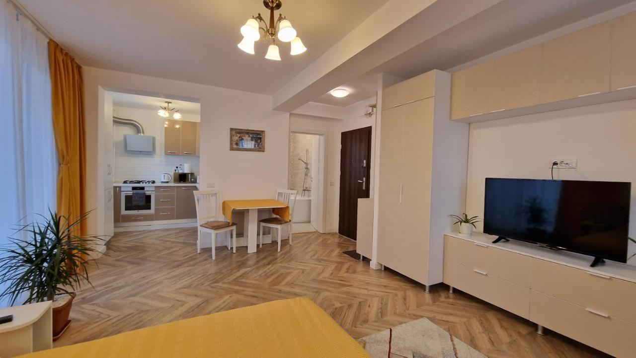 Domus Magistrae Appartement Boekarest Buitenkant foto