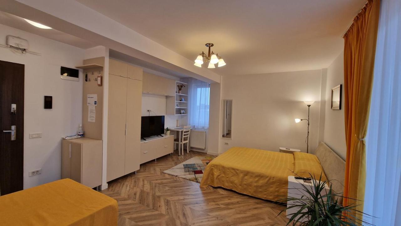 Domus Magistrae Appartement Boekarest Buitenkant foto