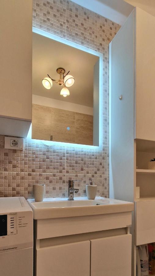 Domus Magistrae Appartement Boekarest Buitenkant foto