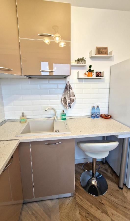 Domus Magistrae Appartement Boekarest Buitenkant foto